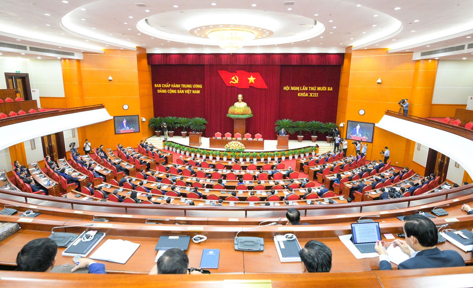 Description: https://dangcongsan.vn/upload/2006988/fck/hoanth/toancanh.jpg