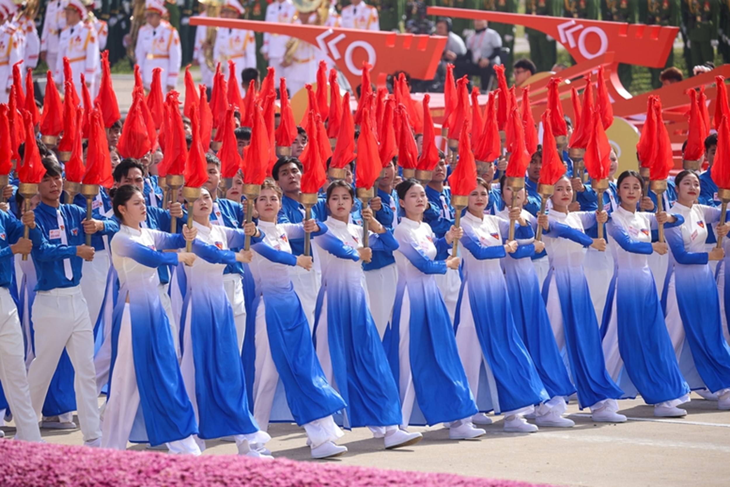 THANH NIÊN VỚI TƯƠNG LAI ĐẤT NƯỚC- Ảnh 4.